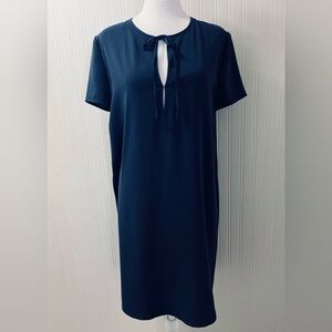 Theory Antazie Drape Crepe Dress Navy Blue Keyhole Tie Shift Size 8